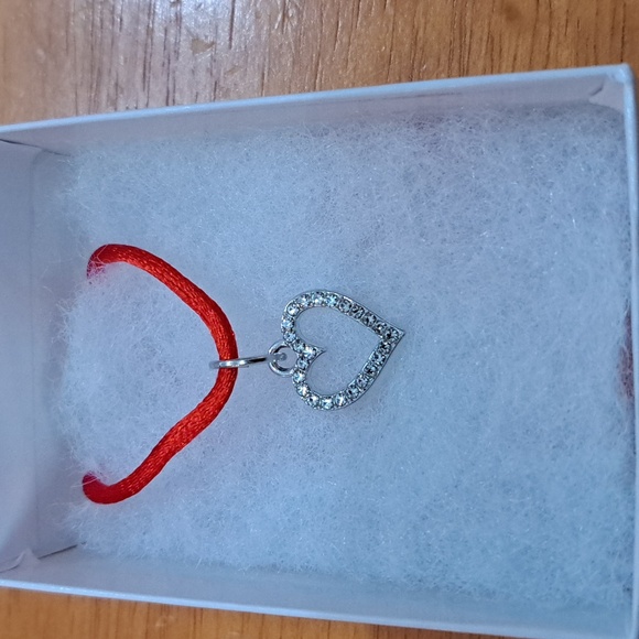 Clear Crystal Heart Necklace - Picture 3 of 5